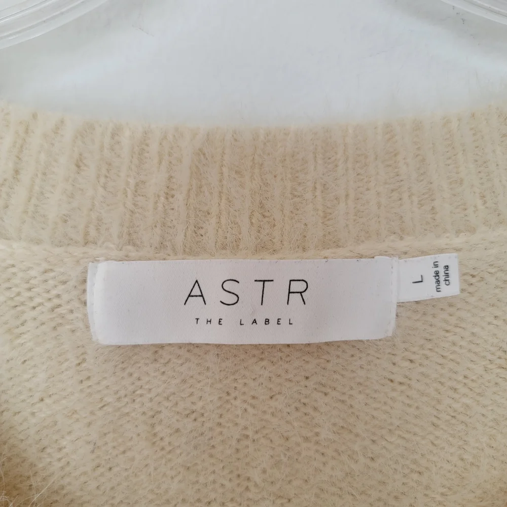 ASTR Prepy Fisherman Fuzzy Puff Sleeves Cream Top Size Large